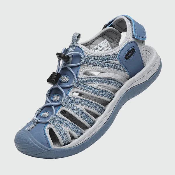 Dannto Damen-Wandersandalen mit geschlossener Zehenpartie S2 blau, dargestellt aus einer Dreiviertelansicht